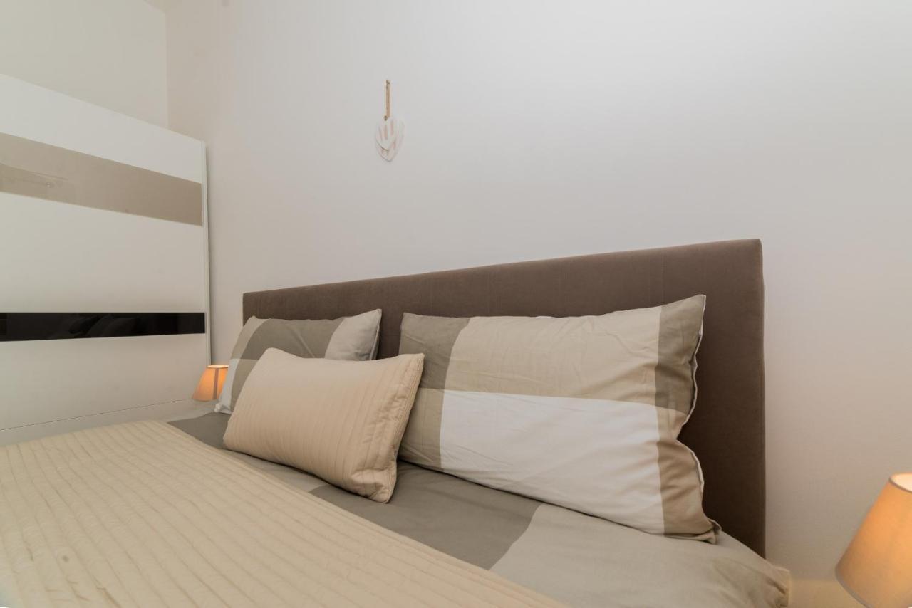 Apartments Djian Vir Ngoại thất bức ảnh